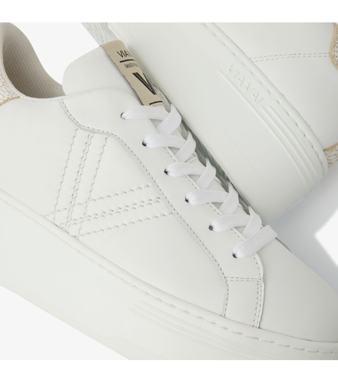 Schoen