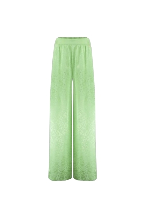 Harper and Yve Broek