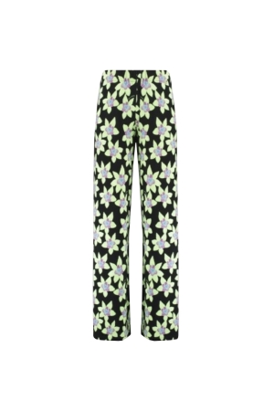 Harper and Yve Broek