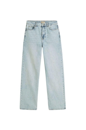Josh V Broek