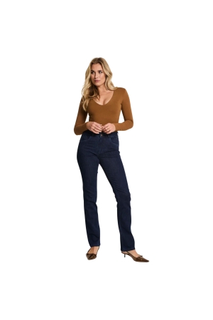 Parami Jean