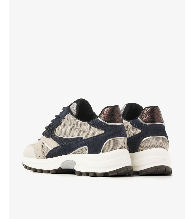 Schoen