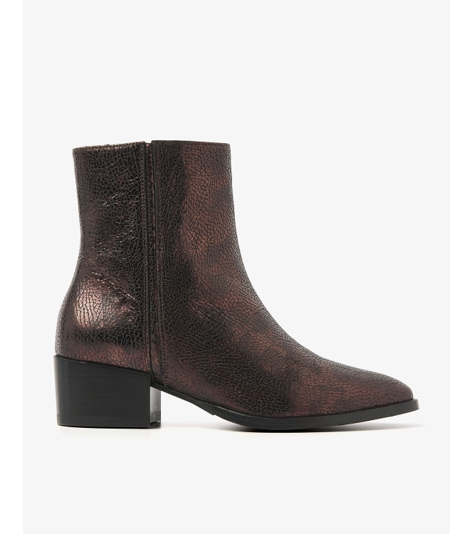 Schoen
