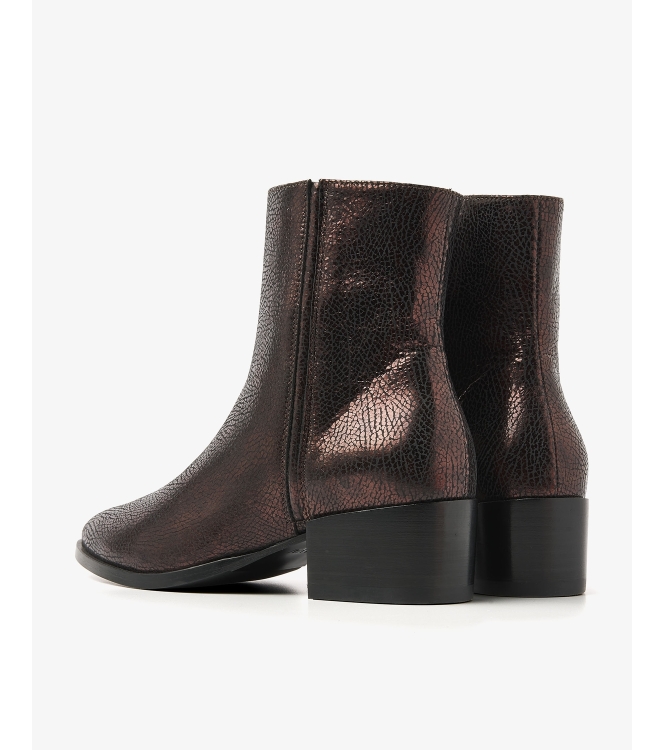 Schoen