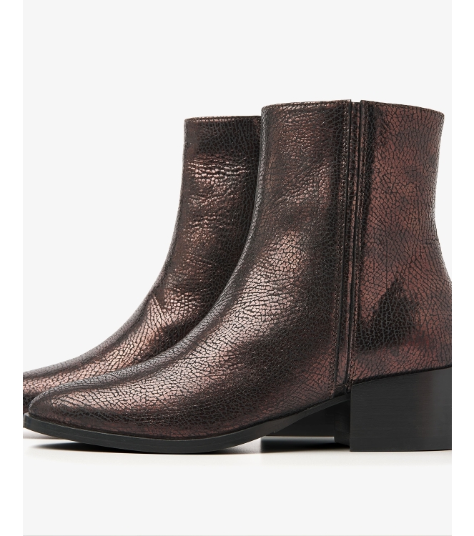 Schoen