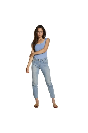 Parami Jean