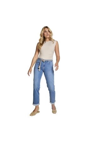 Parami Jean