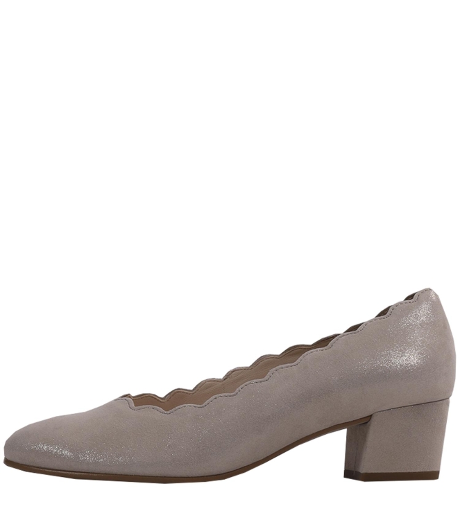 Schoen