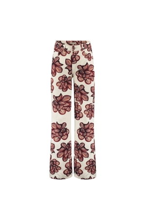 Harper and Yve Broek