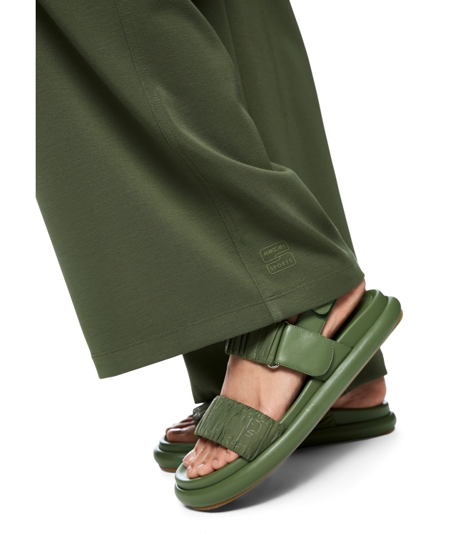 Broek