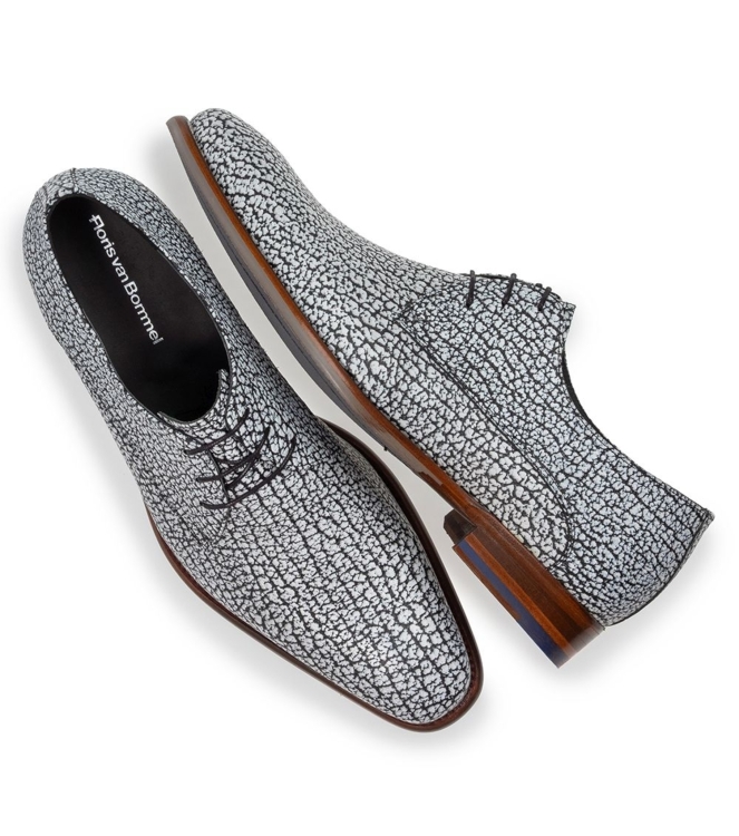 Schoen
